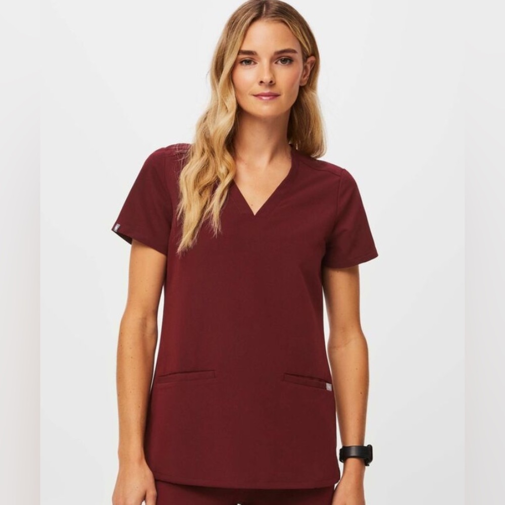 Figs Burgundy Casma XS